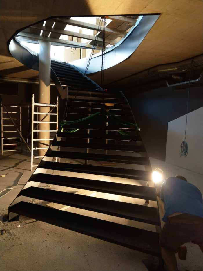 stiegenaufgang-sport-lohninger-phase4001