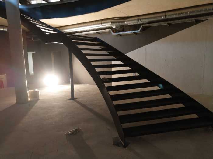 stiegenaufgang-sport-lohninger-phase4008